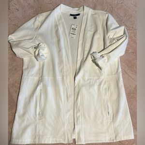 NWT- Karen Scott Sport Top Large Bright White!🔥